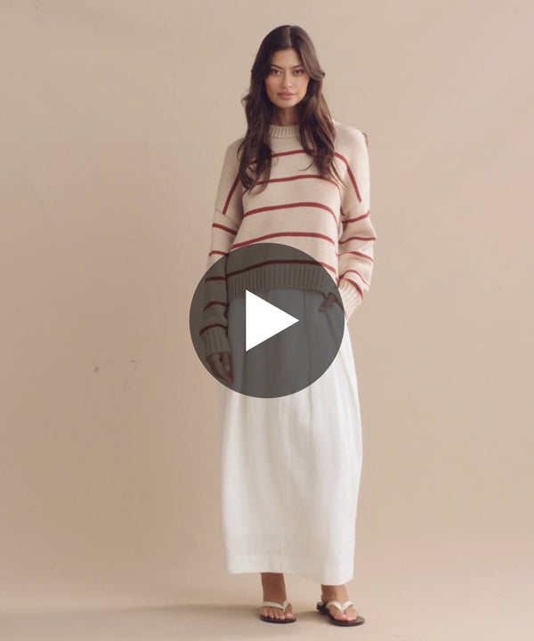 Model wearing Chloe Crewneck.